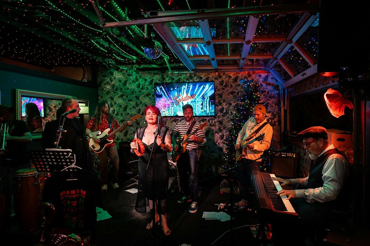 Live Music Sundays w\/ Martin and the Big Nativity Scene