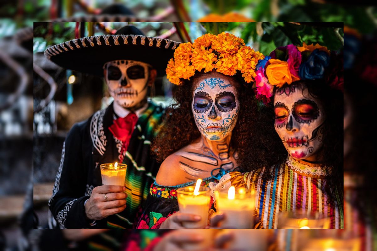 Day of the Dead\/Dia de Los Muertos Bar Crawl