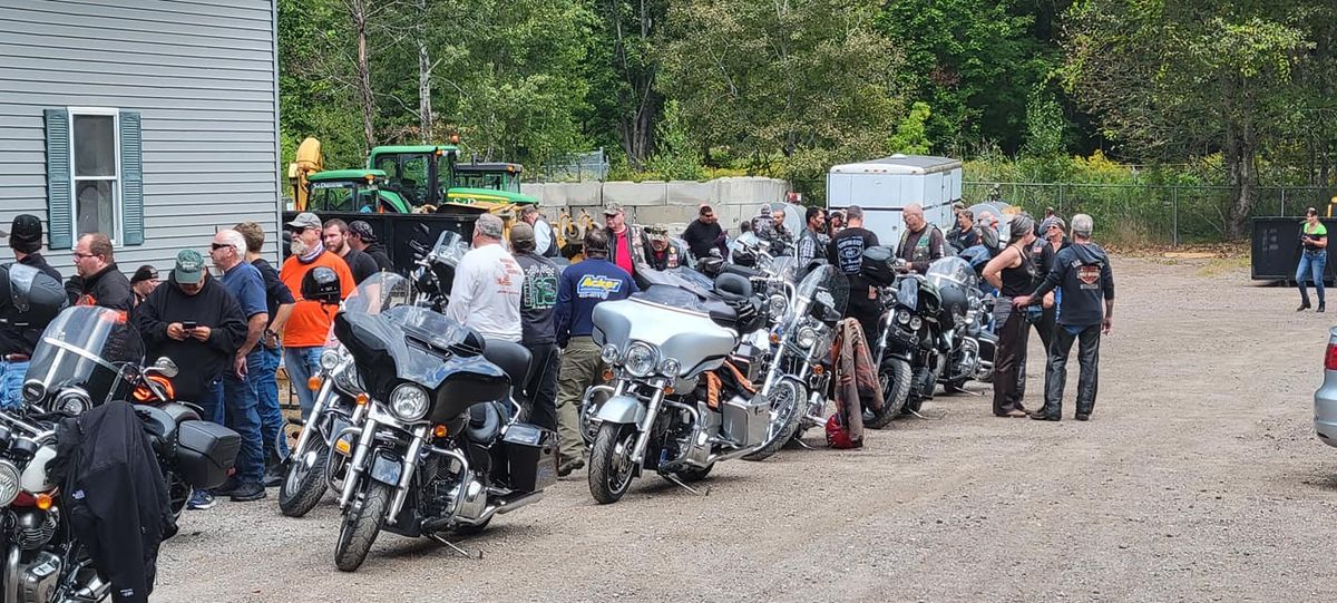 Moose ride- Riders helping riders 