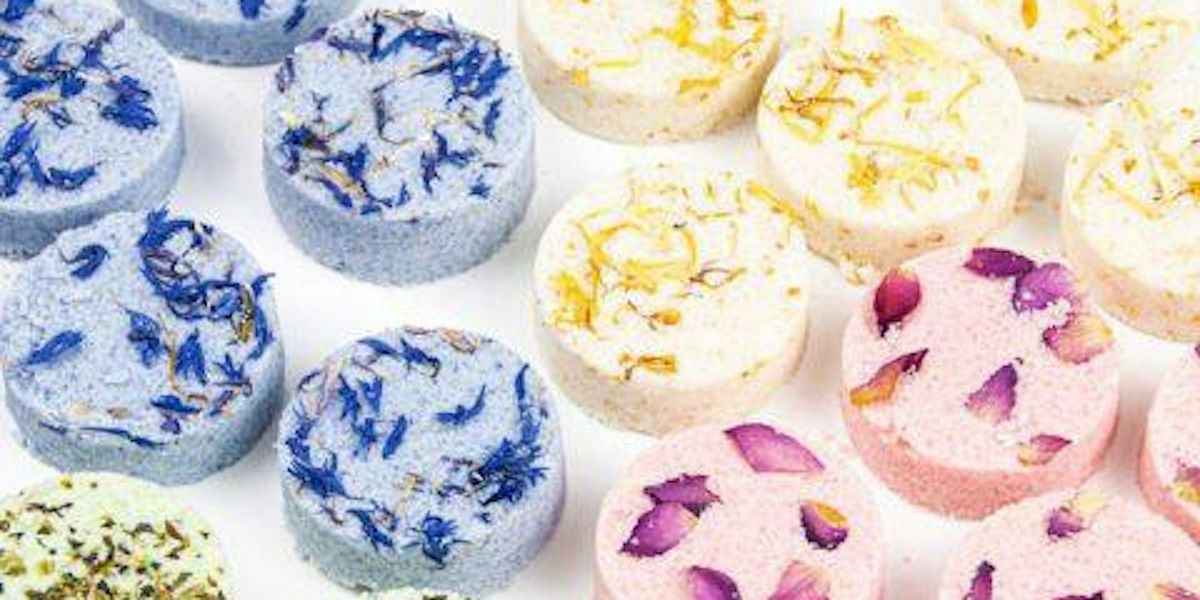 Cosy Comforts: Crafting Shower Steamers and Bath Salts