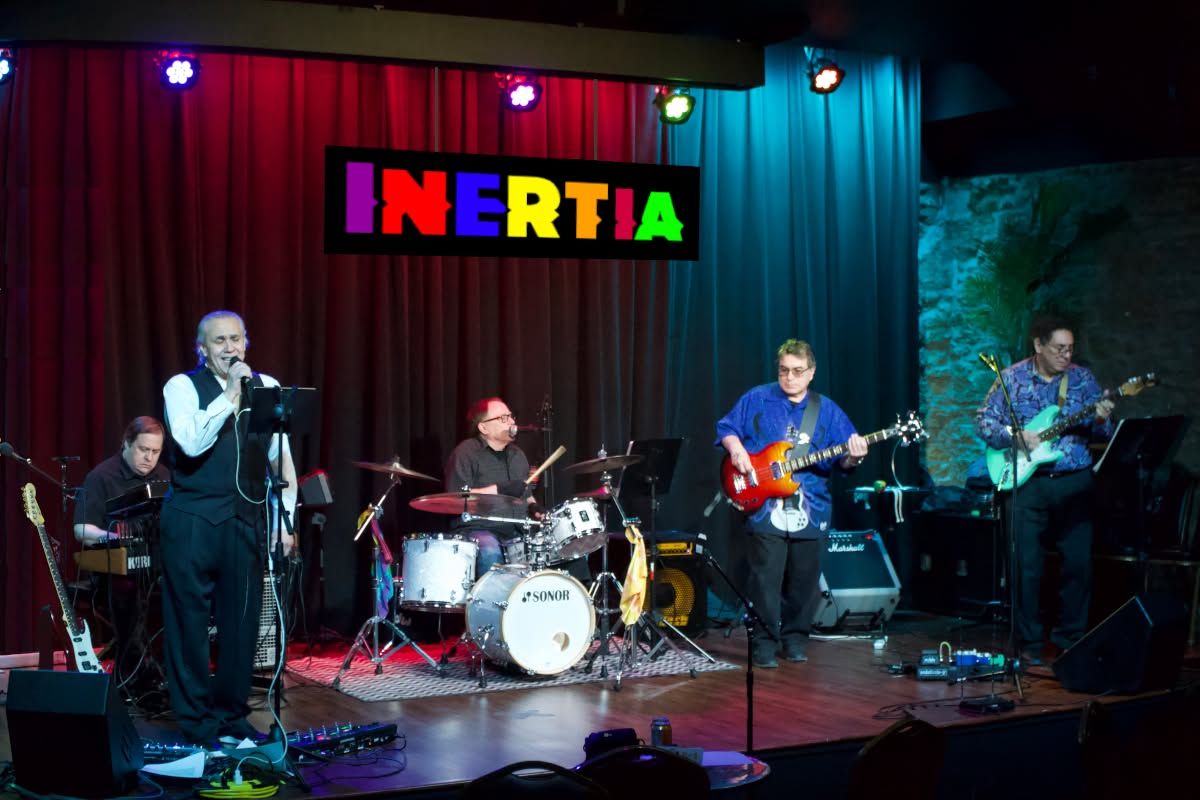 Inertia plays Countryside Saloon Des Plaines