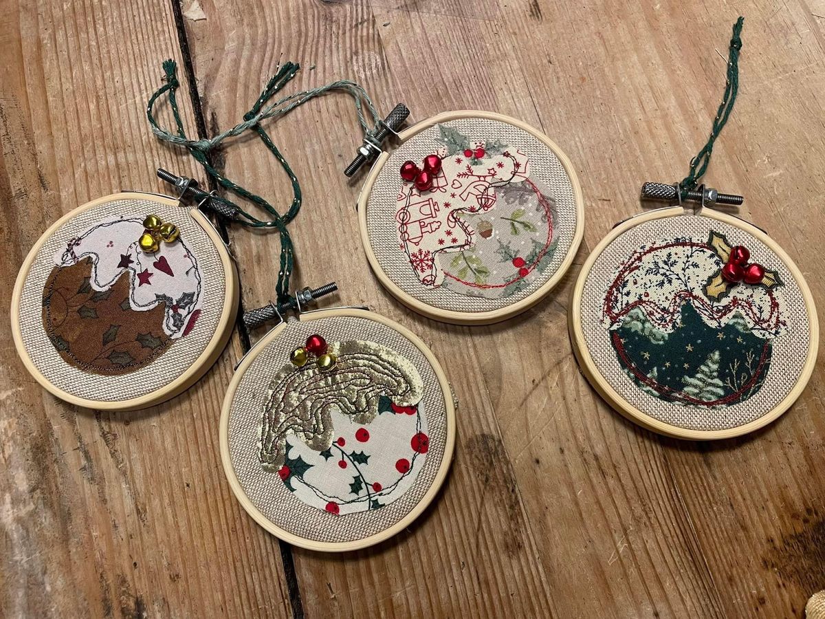 Free Motion Mini Embroidery Hoop Christmas Decorations 