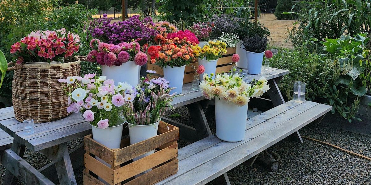 Floral Design Workshop at Swan Island Dahlias with Sunrise Hill Flowers