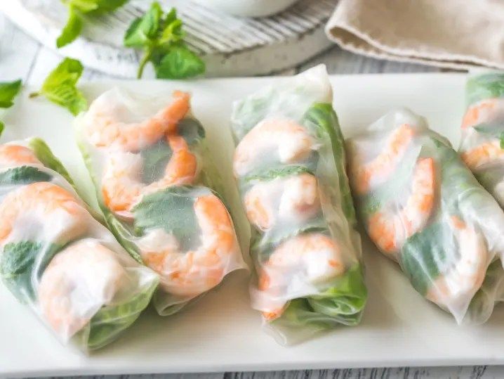 Make Fresh Spring Rolls\t