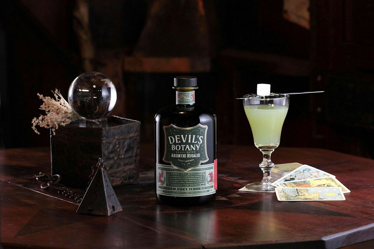 New Years Eve Tarot Readings with Tobias + Devil's Botany LIVE