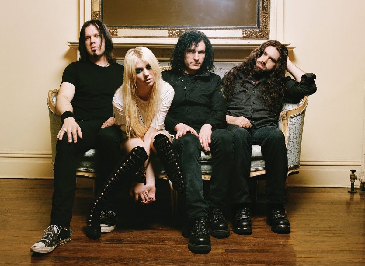 The Pretty Reckless (18+)