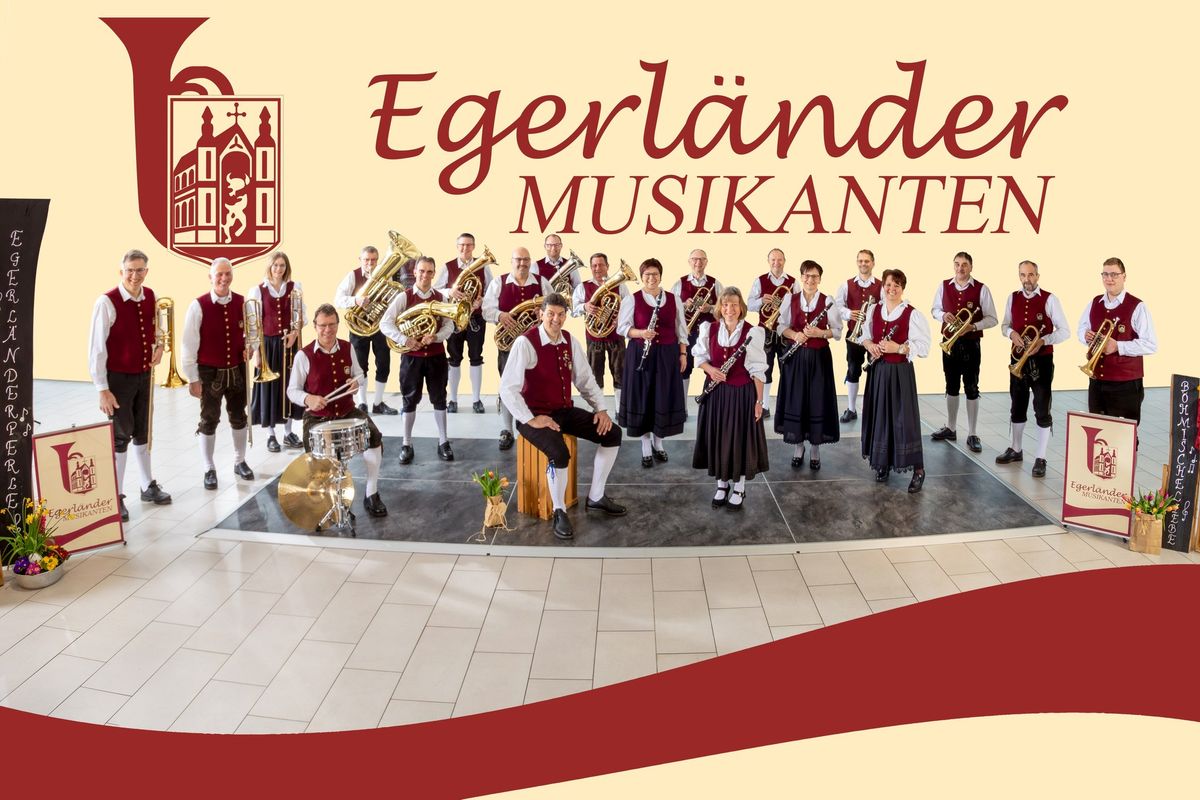 Egerl\u00e4nder Musikanten der Stadtkapelle Ochsenhausen im Schussenrieder Bierkrugstadel