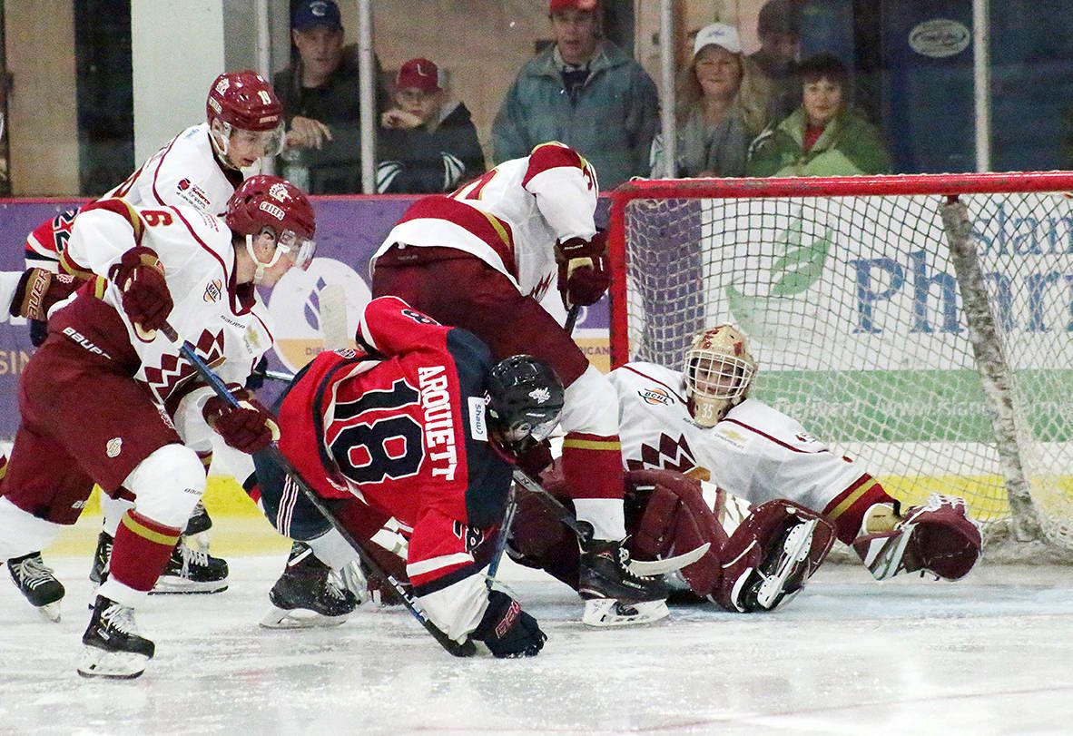 Chilliwack Chiefs at Cowichan Valley Capitals