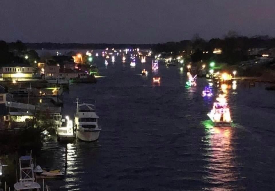 5th Annual Lynnhaven Inlet Christmas Boat Parade