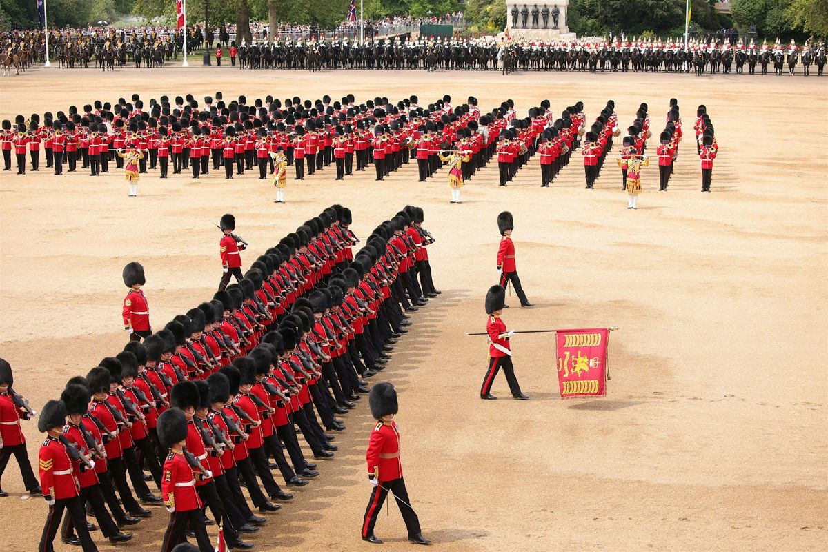 Major General's Review Package, The Guards Museum