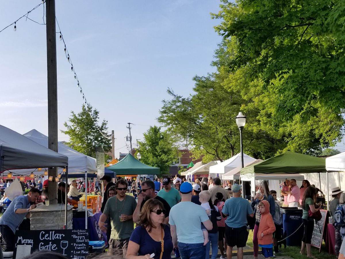 Highwood's Weekly Evening Gourmet Market