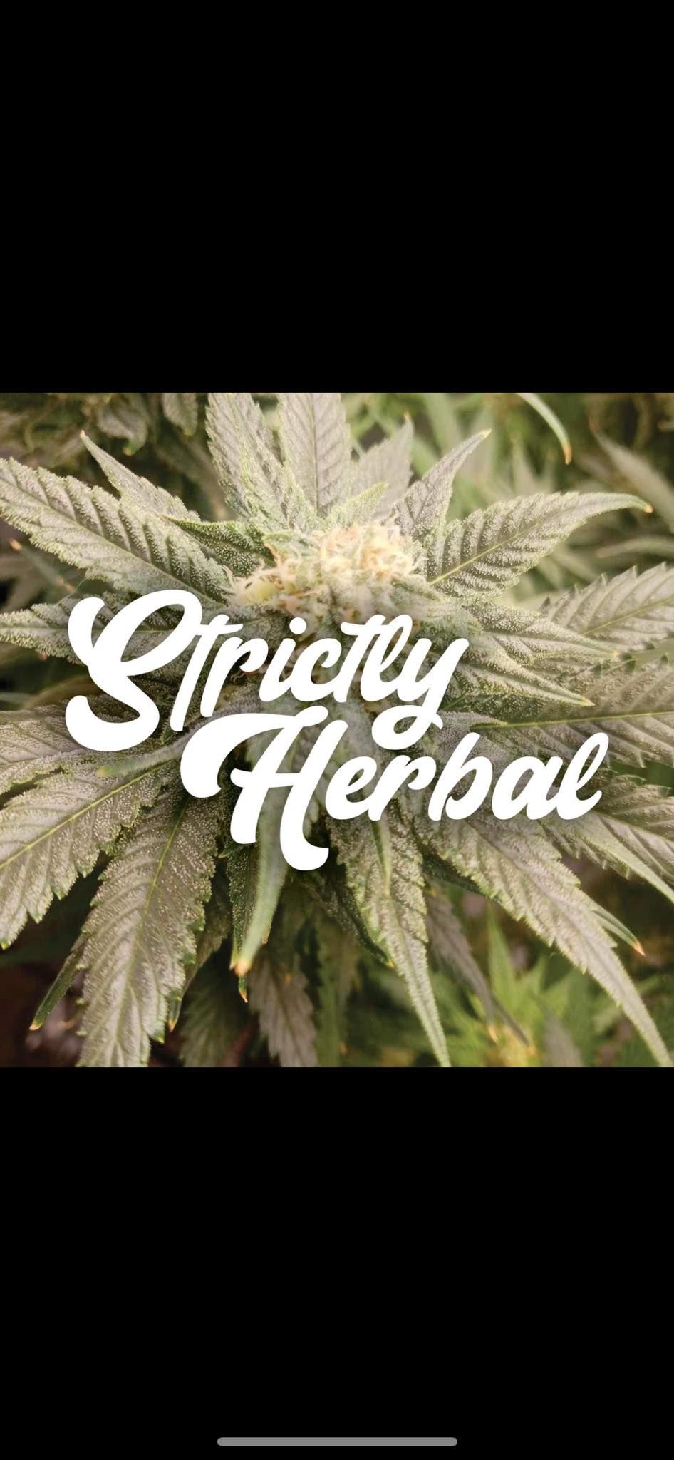 Strictly Herbal at Pillars Pub and Eatery 