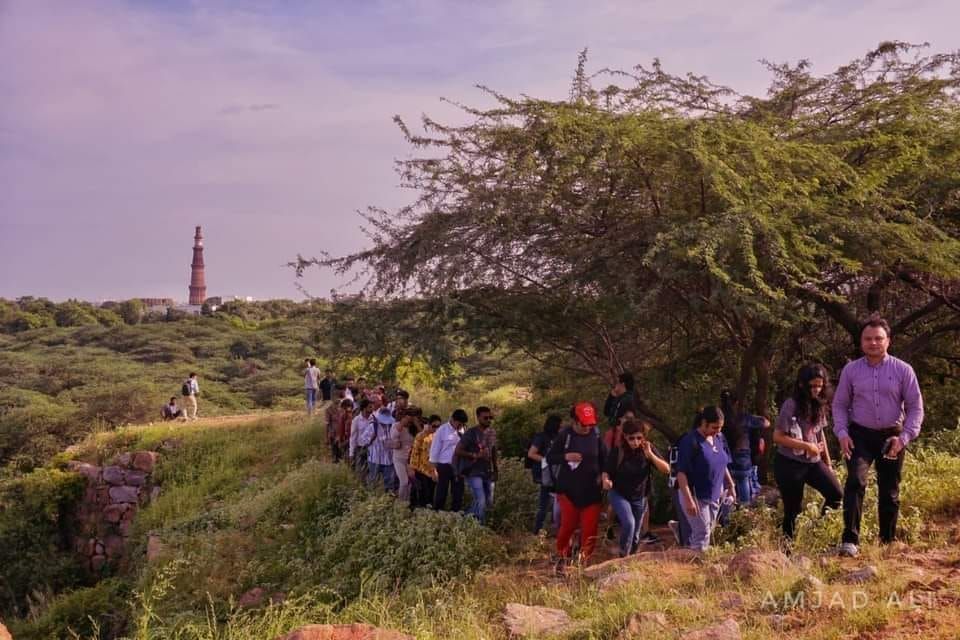 A Jungle trail cum exploring the first fort of Delhi "Qila Lal Kot" (Sanjay Van )