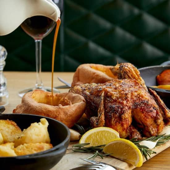 Bottomless Sunday Roast at Smith\u2019s Bar & Grill