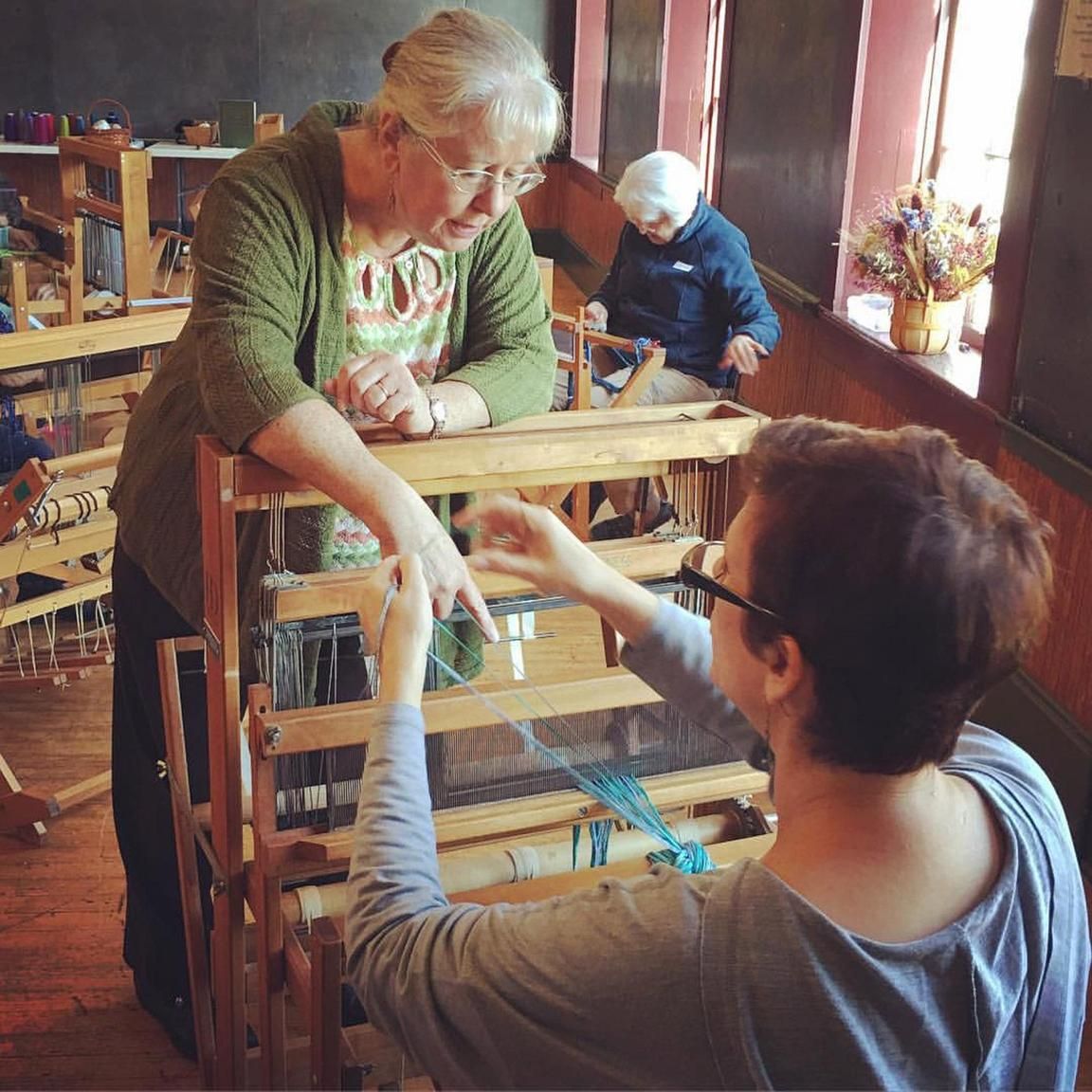 The Art and Craft of Teaching Weaving (S-UA116)
