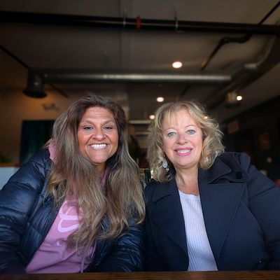 Debi Ammons Dyanna Gieringer