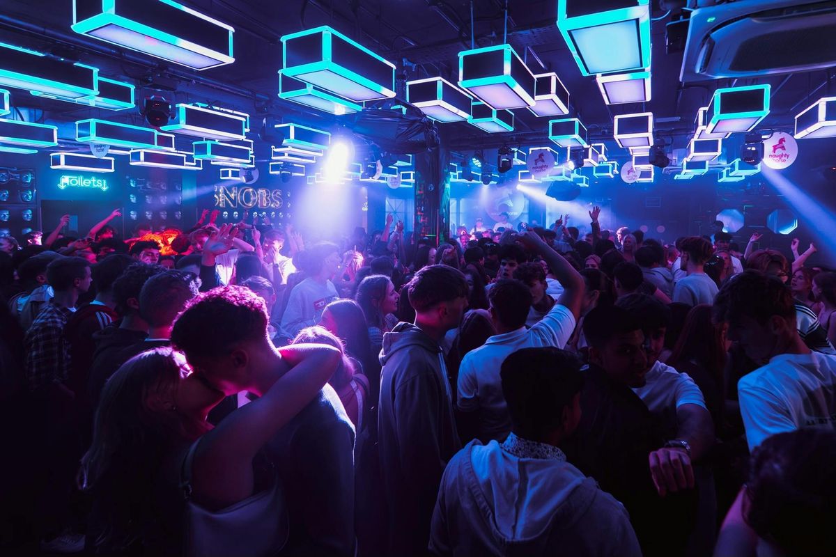 NAUGHTY HORSE BAR CRAWL - FRESHERS EDITION!