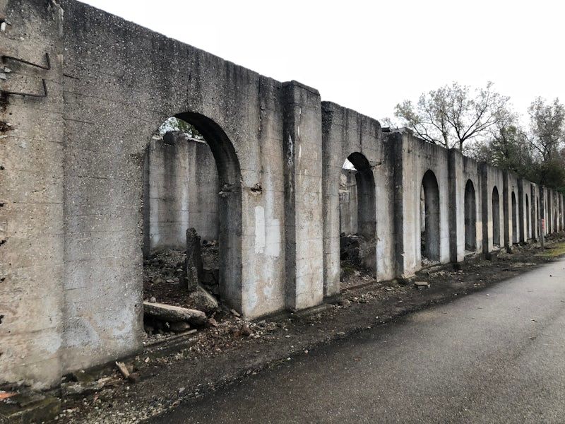 Joliet Ironworks Trail Hike and Eplore