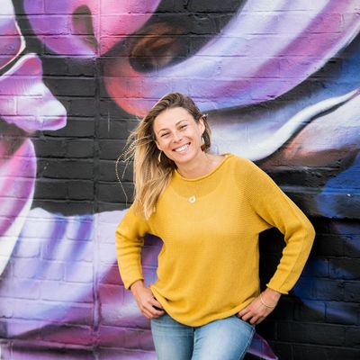 Magdalena Mixed Media Abstract Artist