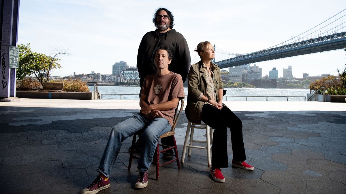 An Evening With Yo La Tengo