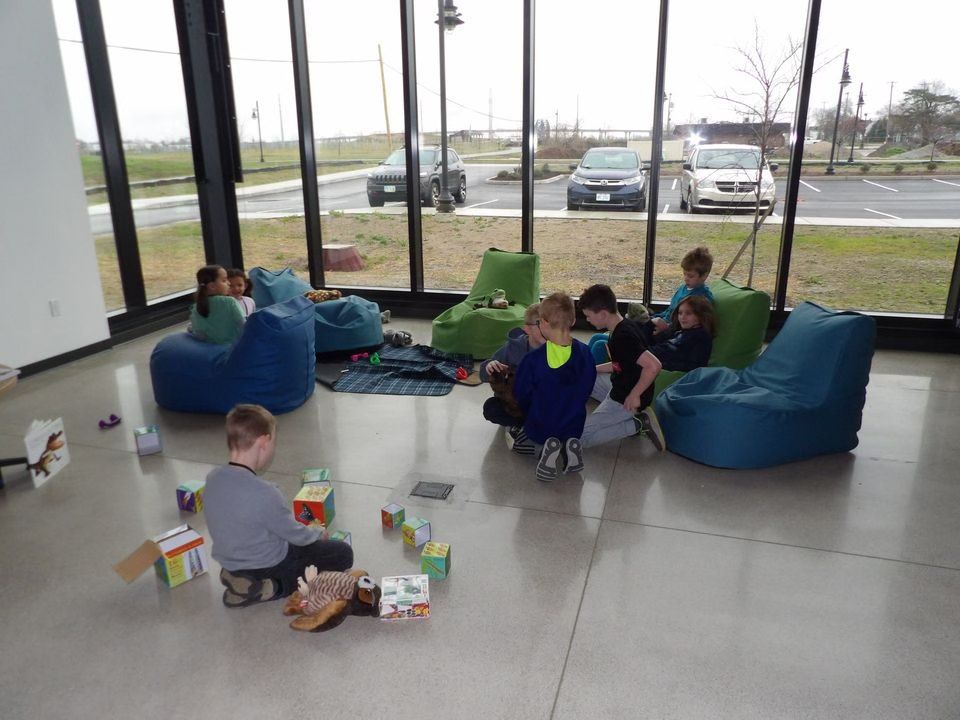 Lunch and Learning: Dr. Insecta\u2019s Bug Lab (All Ages, Families)