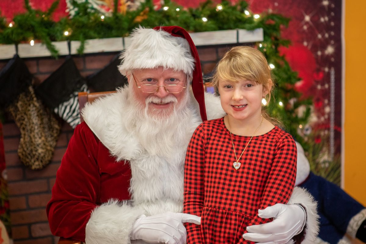 Santa at the Zoo 