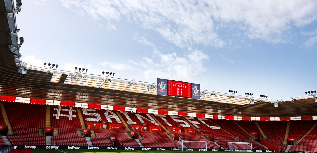 Southampton FC vs Crystal Palace FC at St Mary's Stadium