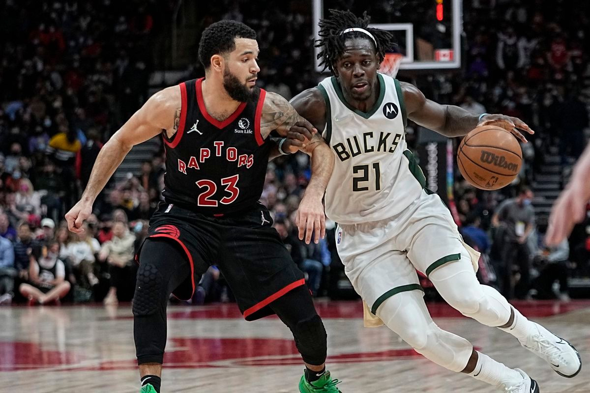 Milwaukee Bucks at Toronto Raptors