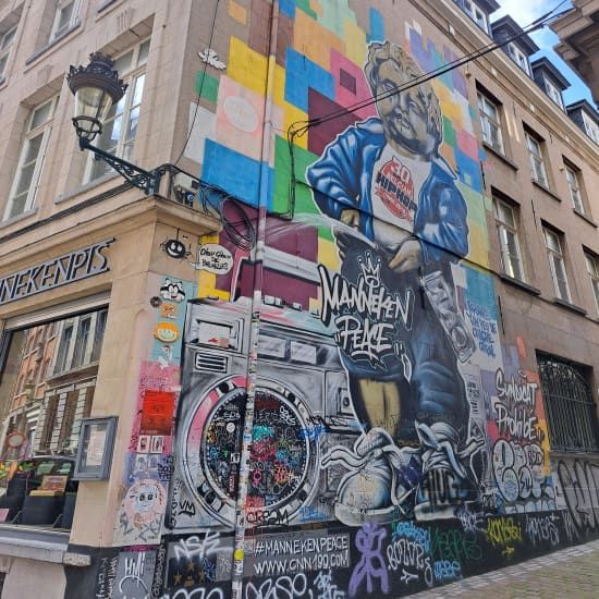 "Les murs qui parlent" : visite guid\u00e9e Street Art et BD