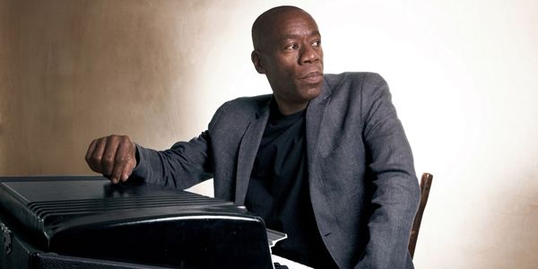 ROACHFORD \u2022 Aschaffenburg \u2022 Colos-Saal