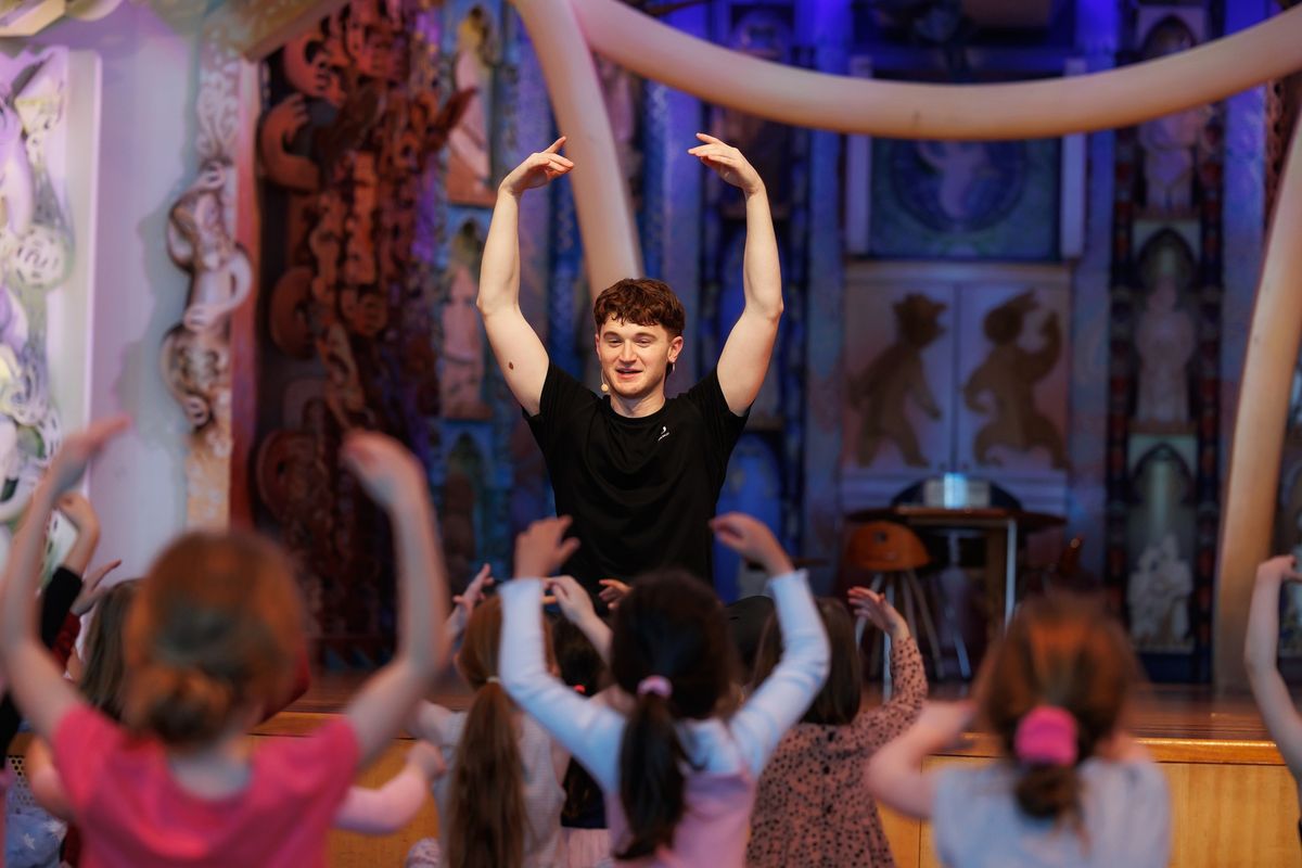 Dazzlehands Dance Workshop with the RNZ Ballet | Masterton Library