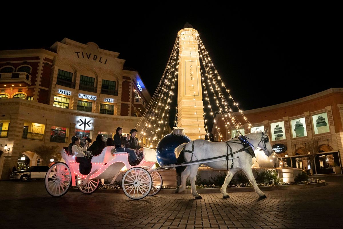 Horse Drawn Carriage Rides at Tivoli Village