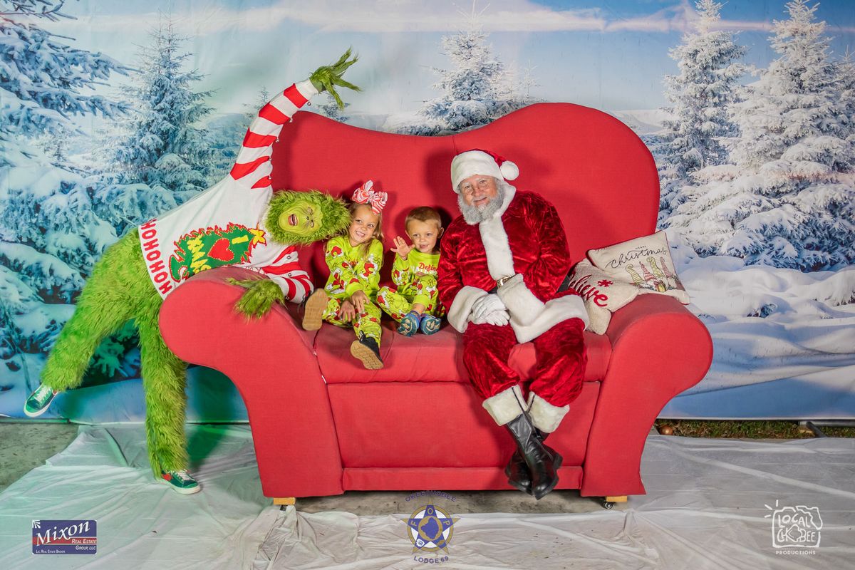 Free Photos with The Grinch and Santa