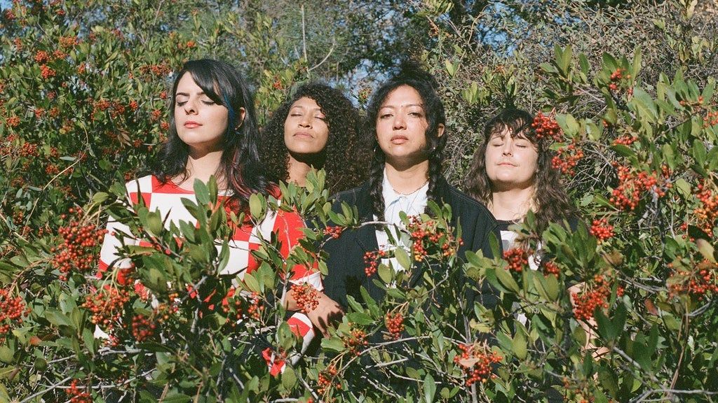 La Luz with Special Guests