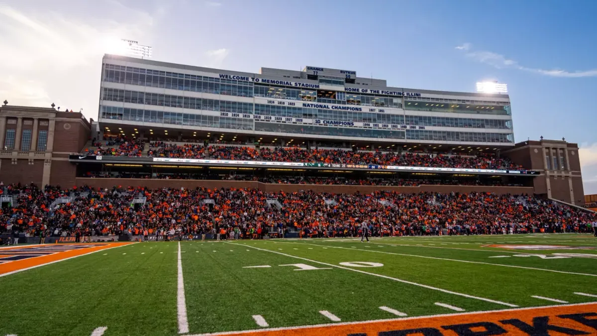 Parking Ohio State Buckeyes at Illinois Fighting Illini Football
