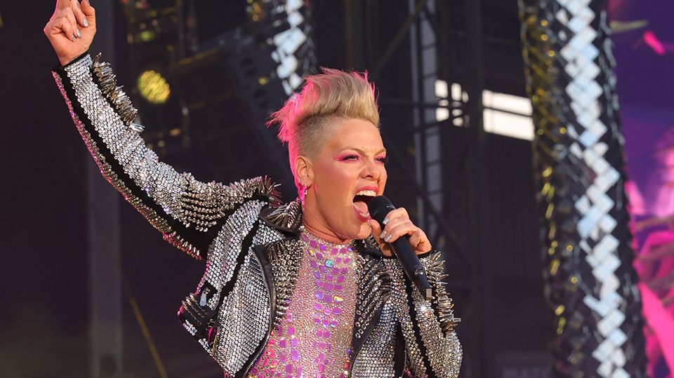 Pink: Summer Carnival Tour