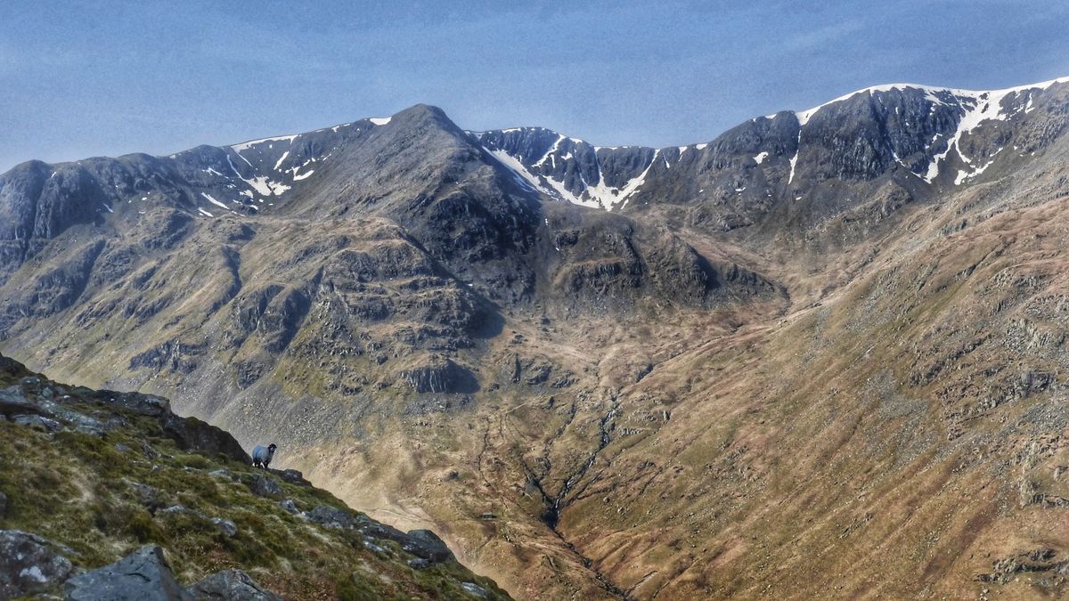 Fell Walk - Nethermost Pike, Dollywaggon Pike and Seat Sandal 