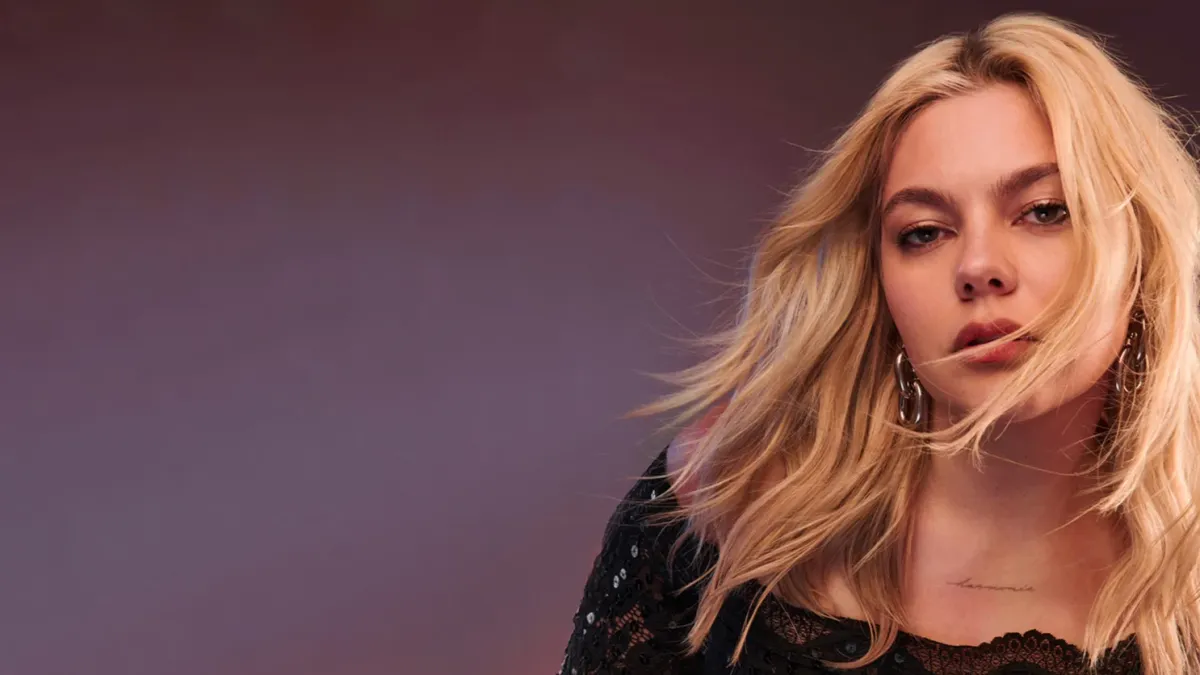 Louane in ESCH-SUR-ALZETTE