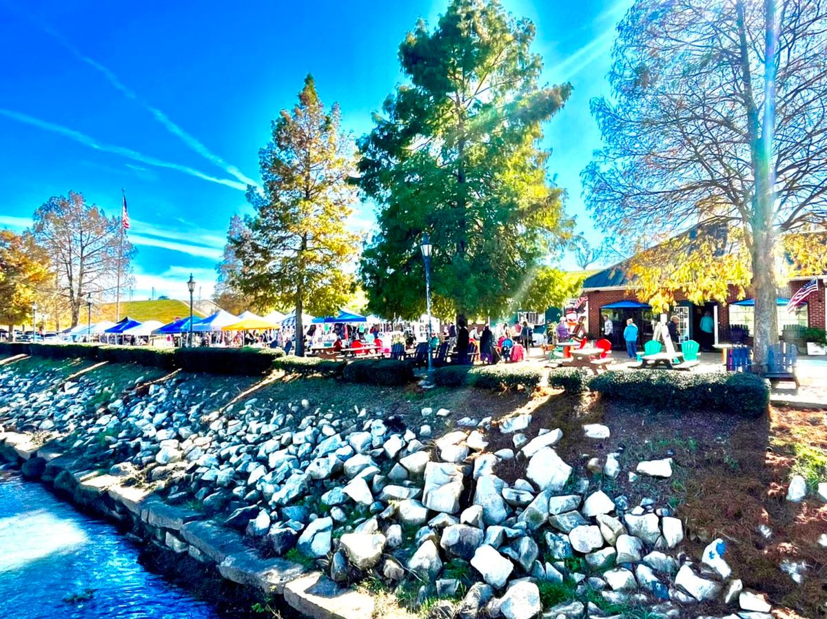 Holiday Market at the Marina