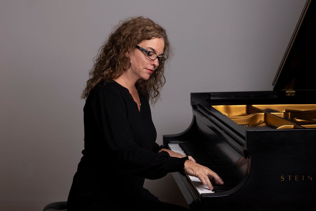 Symphony Orchestra featuring Amanda Kirkpatrick, piano