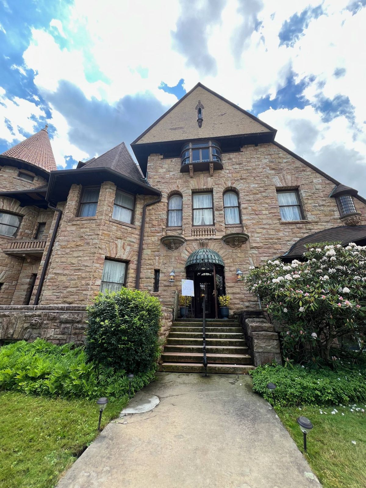 Guided Tour of Kilmer Mansion