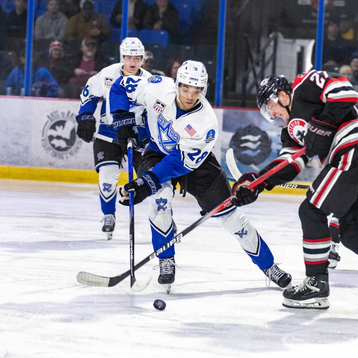 Waterloo Black Hawks vs. Lincoln Stars