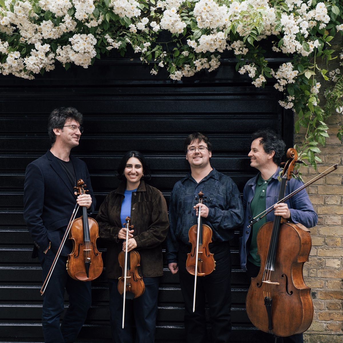 Panorama Series: : Navarra Quartet, Martin Moriarty (viola) \/ Aoife Burke (cello)