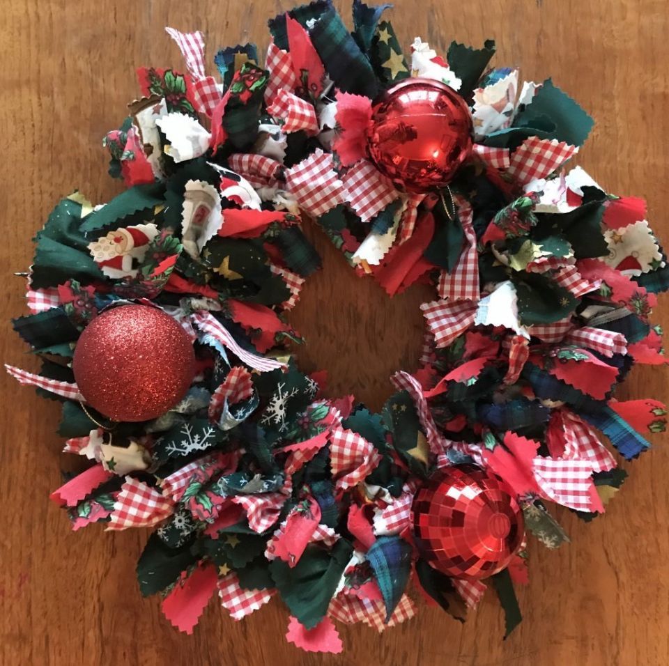 Christmas Rag Wreath Making