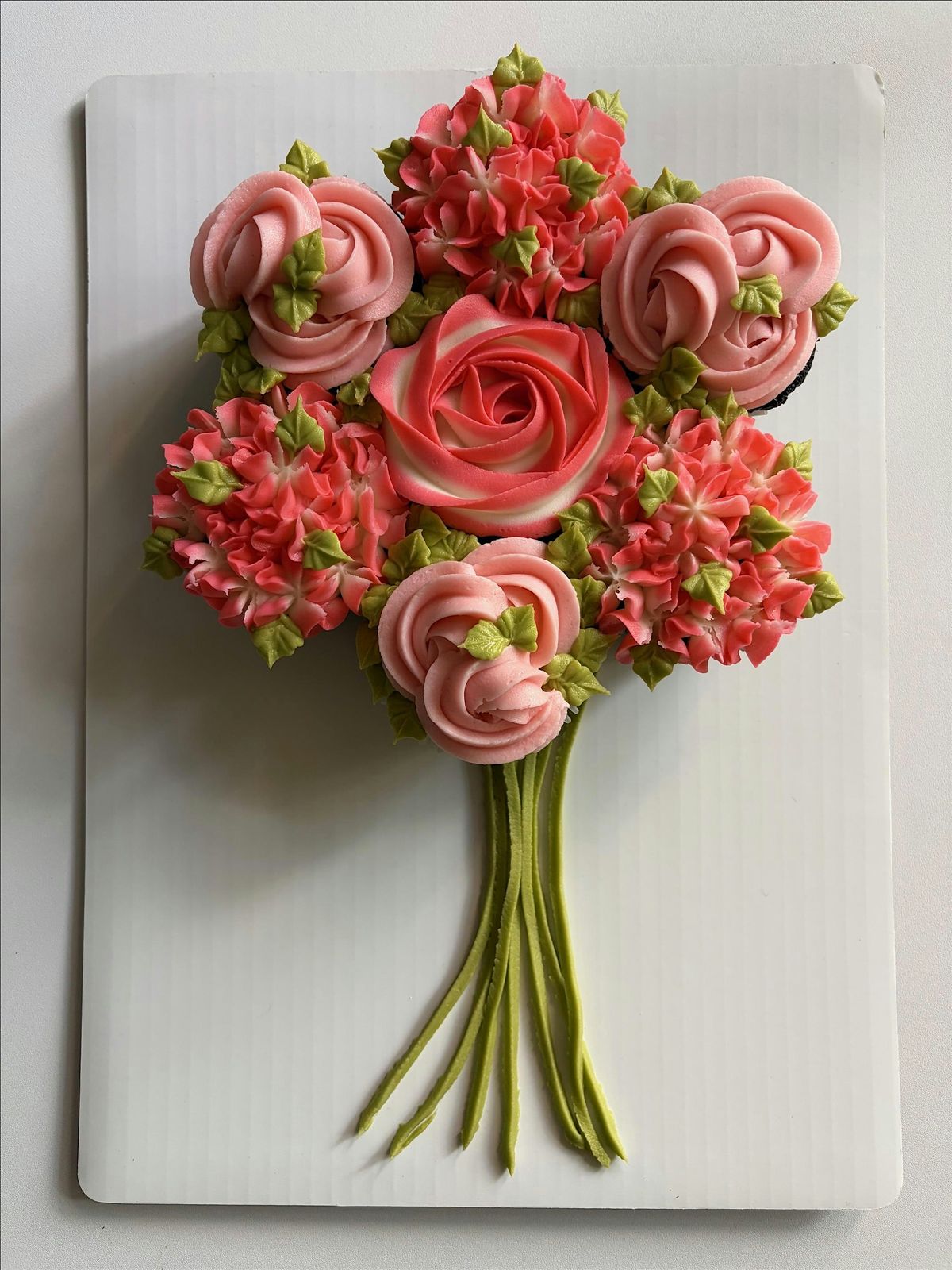 Bouquet Board Cupcake Class