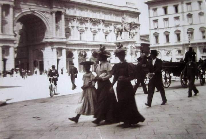 Trekking urbano in Florence "The Edwardian residents"vol.6