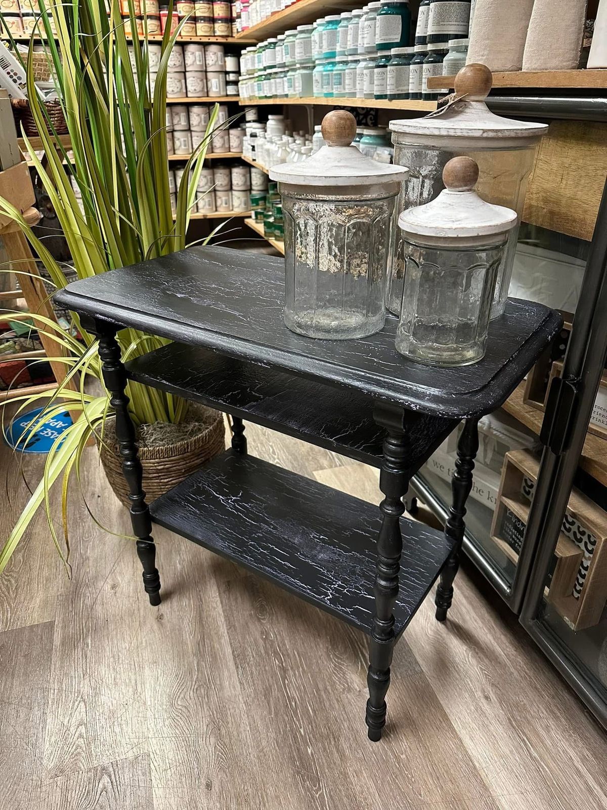 Learn to Chalk Paint Furniture 