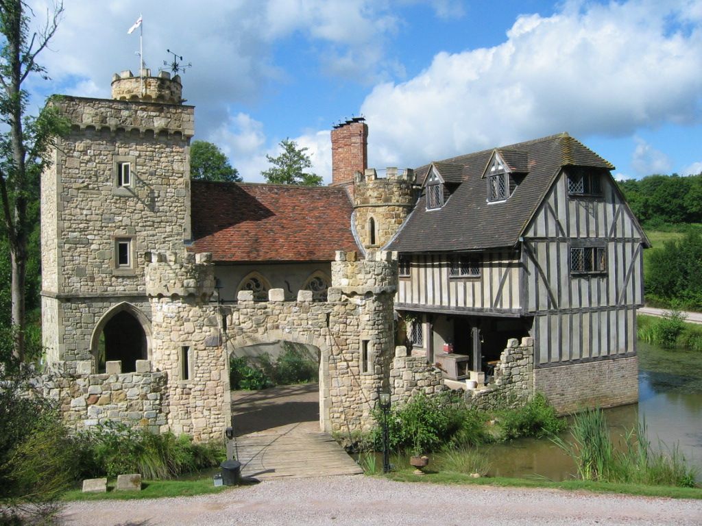 Sound Healing in the Castle on the Lake