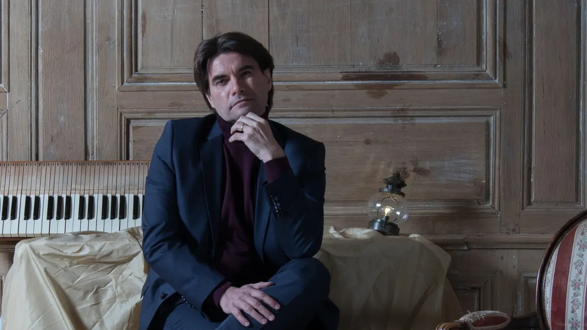 Nicolas Horvath in Paris