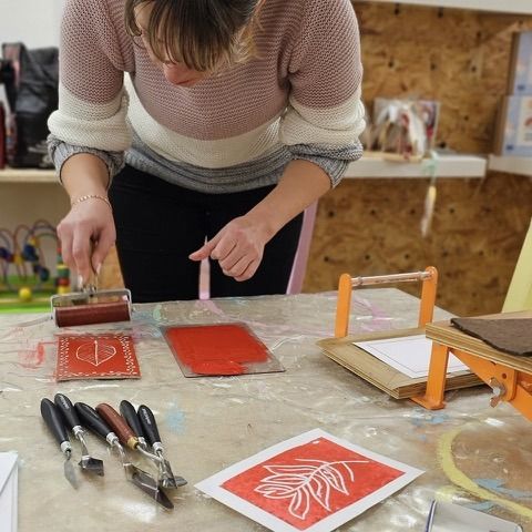 Introduction to Linocut Workshop Saturday 11th January 10.30 - 12.30pm 